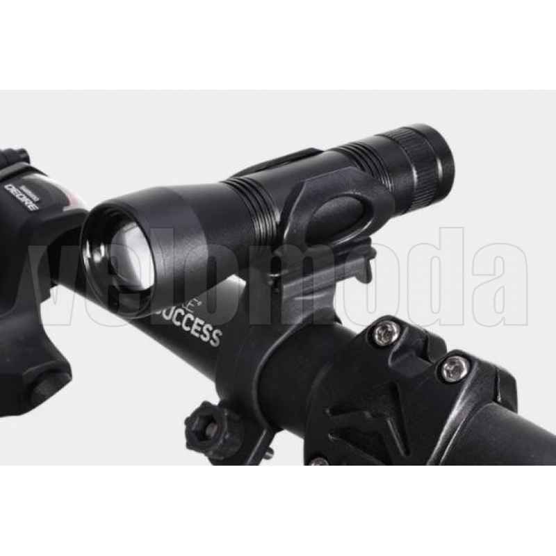 Фонарь велосипедный CT1 750Lm, IPX5