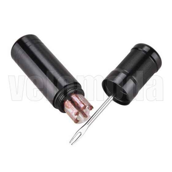 Комплект для ремонта бескамерных покрышек R001, алюминиевый кейс